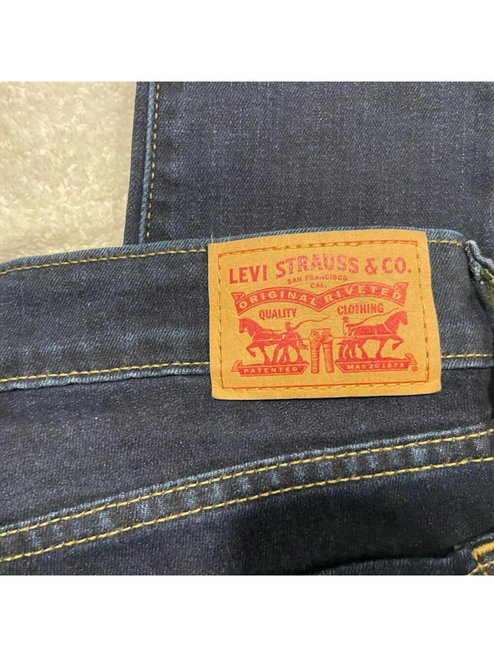 Levi’s 711 Skinny Jean- Sz 27